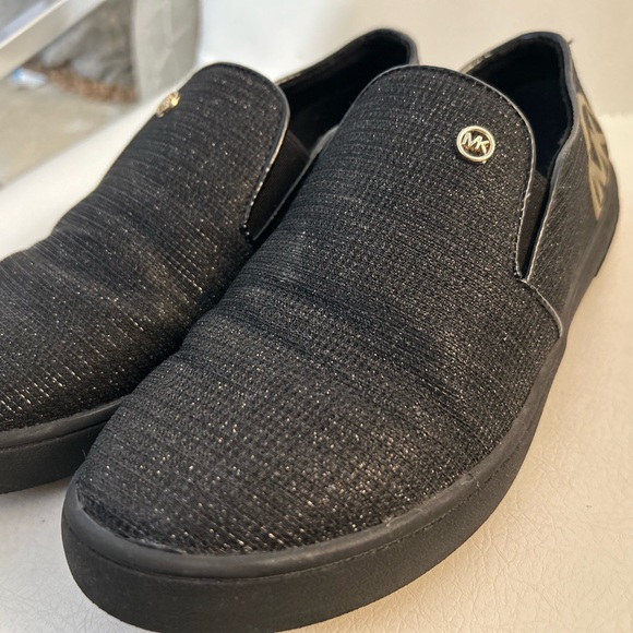 MONOGRAM MICHAEL KORS KEATON SLIP-ON SNEAKERS…SIZE 3 - Picture 5 of 7